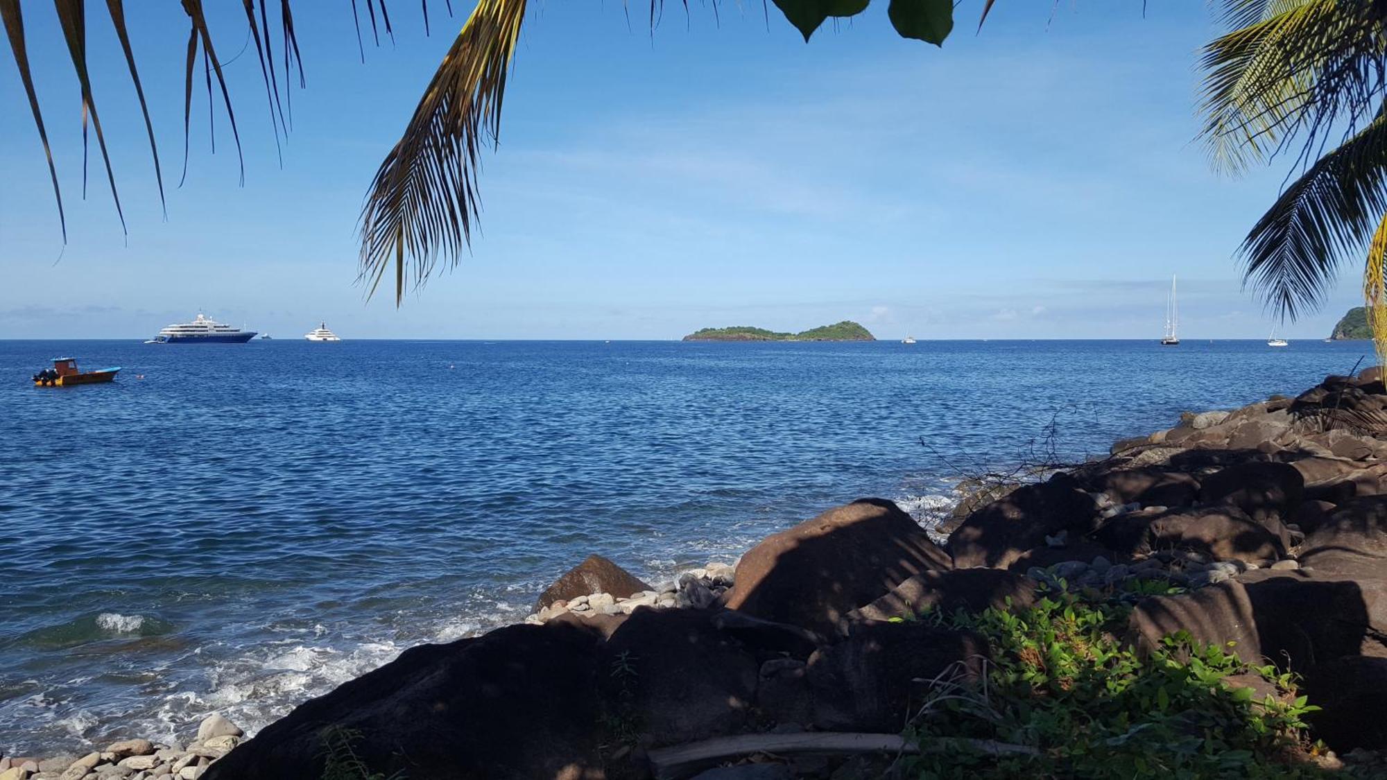 Vacances Bien Etre Guadeloupe Bouillante Exteriör bild