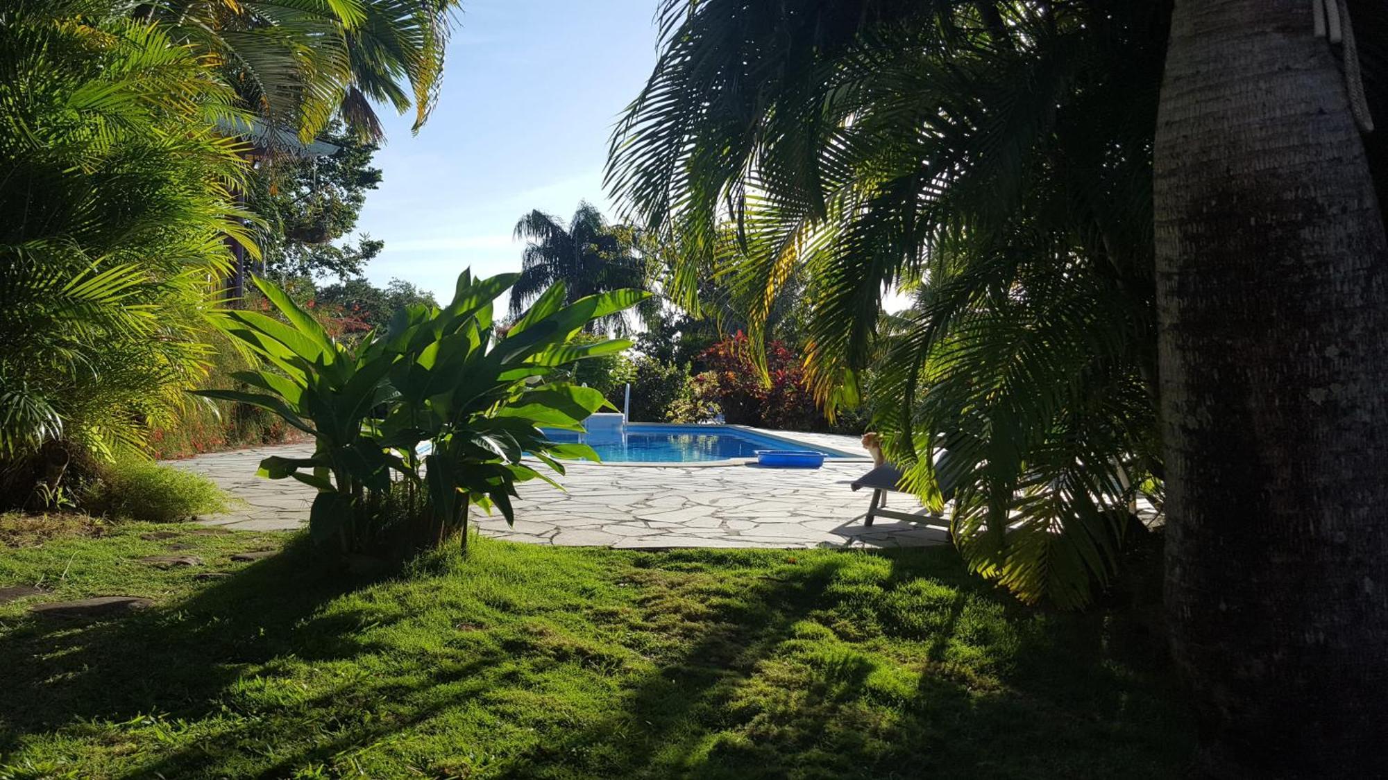 Vacances Bien Etre Guadeloupe Bouillante Exteriör bild